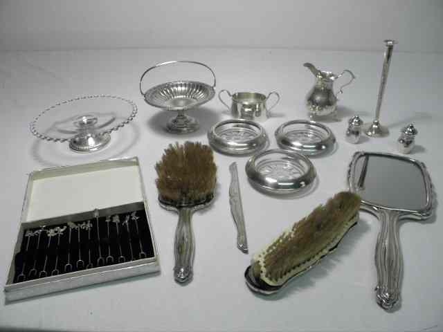 Appraisal: Lot of assorted sterling silver pieces Includes a glass compote