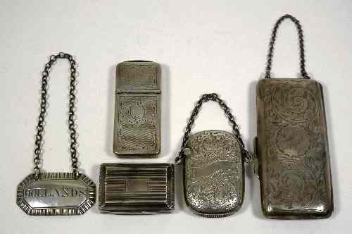 Appraisal: A George III silver rectangular vinaigrette of reeded form with