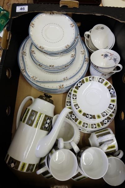 Appraisal: A collection of pottery to include Royal Doulton old colony