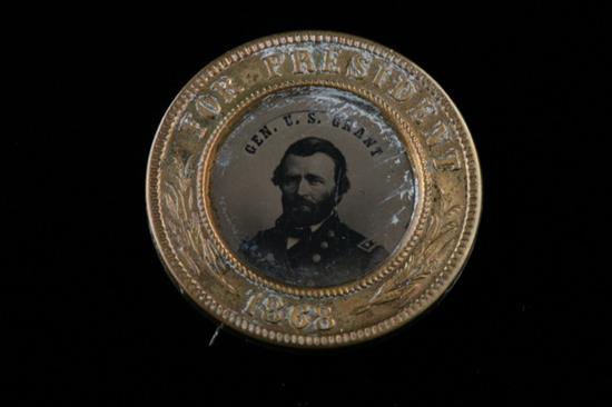 Appraisal: ULYSSES S GRANT PRESIDENTIAL CAMPAIGN PIN Cardboard photo set within