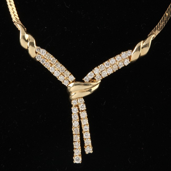 Appraisal: K and diamond necklace Diamonds approximately ctw long grams S