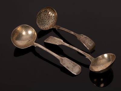 Appraisal: A pair of fiddle pattern silver ladles HH London and