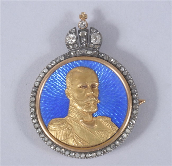 Appraisal: RUSSIAN IMPERIAL K GOLD DIAMOND AND GUILLOCHE ENAMEL PORTRAIT BADGE