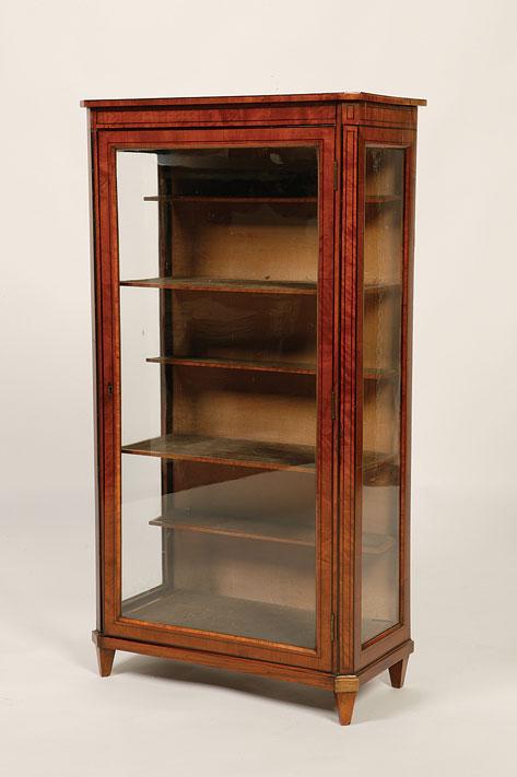 Appraisal: A REGENCY STYLE SATINWOOD SIDE CABINET the rectangular top with