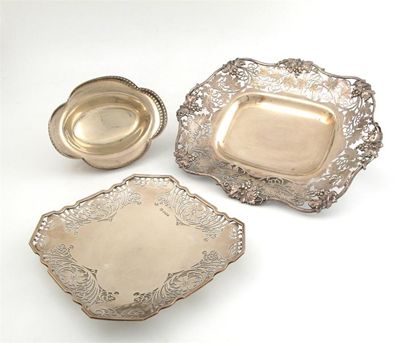 Appraisal: A pierced silver dish by H Atkin Sheffield shaped rectangular