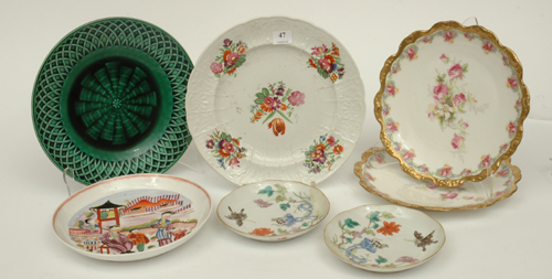 Appraisal: A COLLECTION OF SEVEN PORCELAIN PLATES Including New Hall Chinoiserie