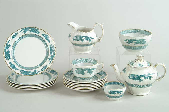 Appraisal: TWENTY-TWO PIECE BOOTHS TEA SET IN THE DRAGON PATTERN Pieces