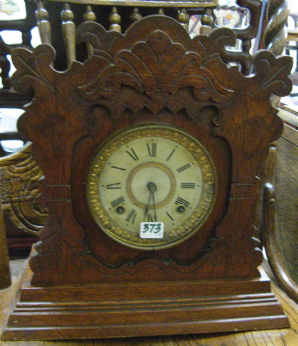 Appraisal: TWO AMERICAN OAK MANTEL CLOCKS New Haven kitchen clock in