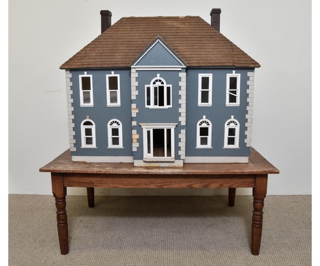 Appraisal: Real Good Toys Thornhill model dollhouse Georgian style sitting on