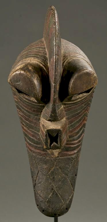 Appraisal: Songe Kifwebe mask th c A polychrome Kifwebe mask Democratic