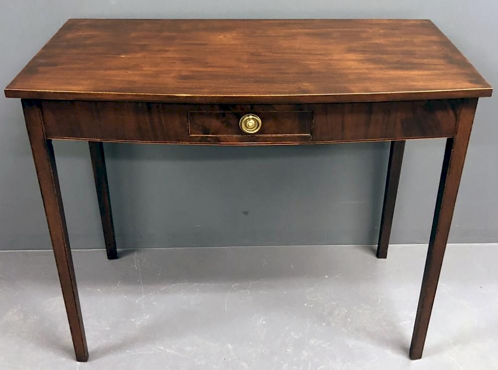 Appraisal: Georgian Mahogany Side Table Georgian mahogany side table with single