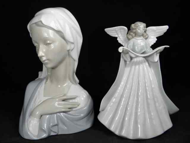 Appraisal: Lot of two Lladro Spanish porcelain figurines Includes an ''