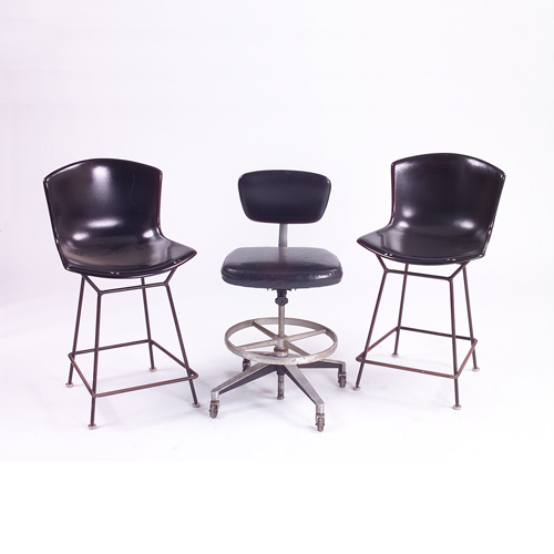 Appraisal: Three Knoll International stools a pair of Harry Bertoia fiberglass