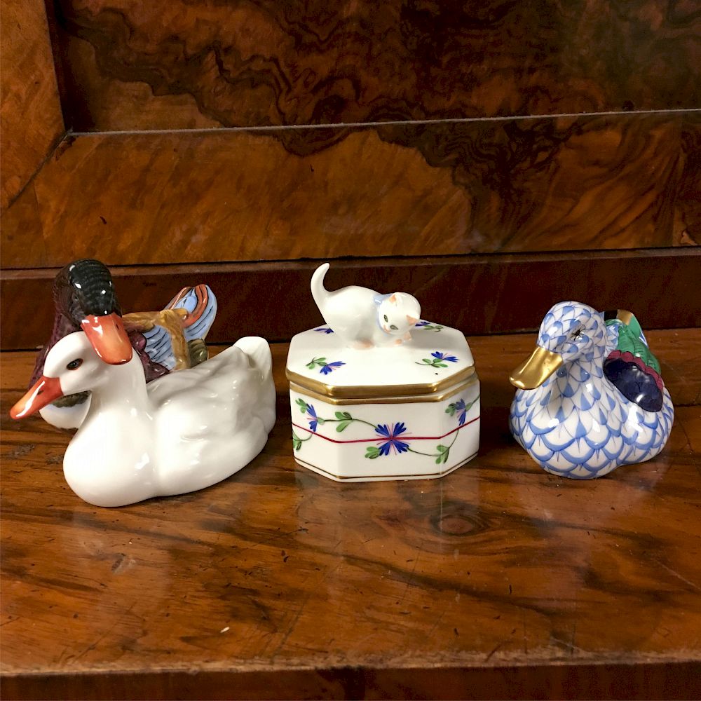 Appraisal: Herend Group Ducks and Cat Lidded Box a duck couple