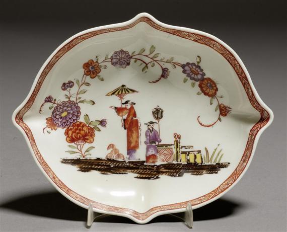 Appraisal: SOUCOUPE WITH 'STADLER' CHINESE FIGURES ZURICH CIRCA - Painted in