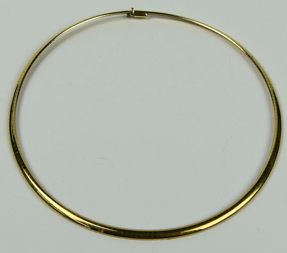 Appraisal: FABULOUS KT Y GOLD ITALIAN CHOKER NECKLACE In a tight