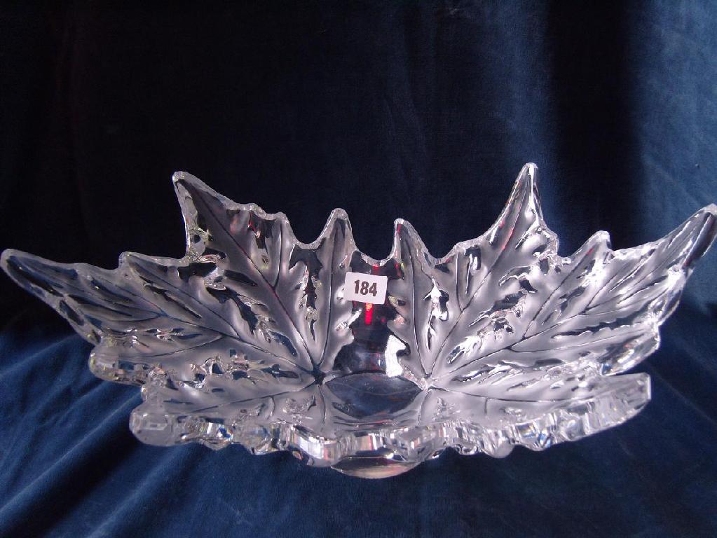 Appraisal: A Lalique Champs Elysees pattern open bowl of leaf moulded