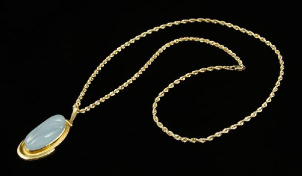 Appraisal: - K Chain with K Jade Pendant K yellow gold