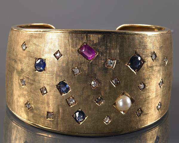 Appraisal: A gem-set diamond and k gold bangle Italian g gross