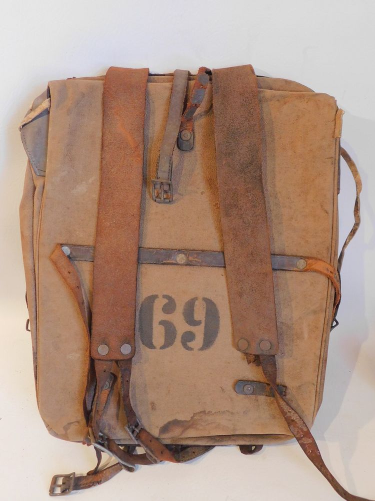 Appraisal: SPANISH AMERICAN WAR BACKPACK Dated Spanish American War backpack or