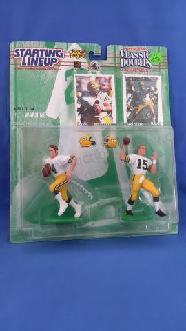 Appraisal: Starting Lineup Favre Starr Action Figures Classic Doubles - Winning