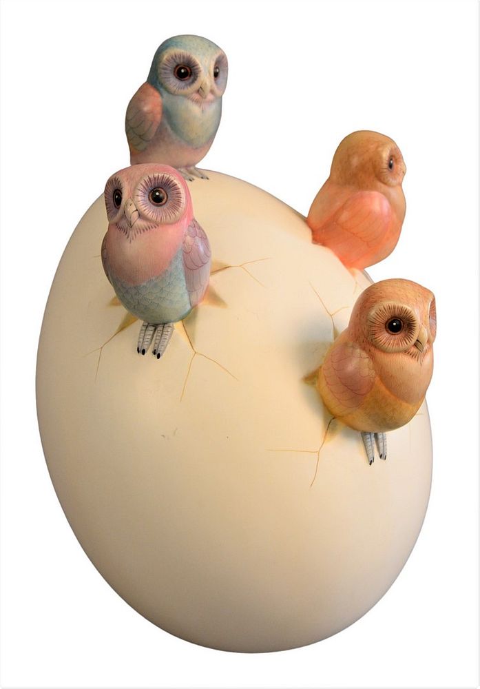 Appraisal: Sergio Bustamante Mexican b egg with four owls polychromed ceramic