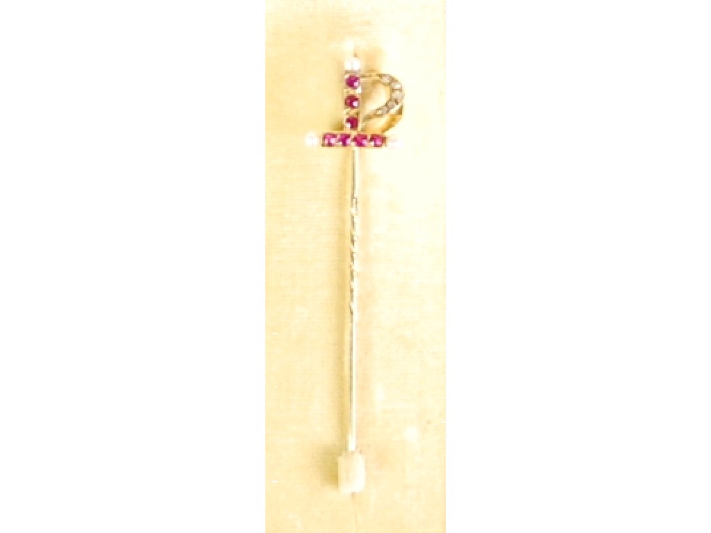 Appraisal: EDWARDIAN ct GOLD STICK PIN in the form of a