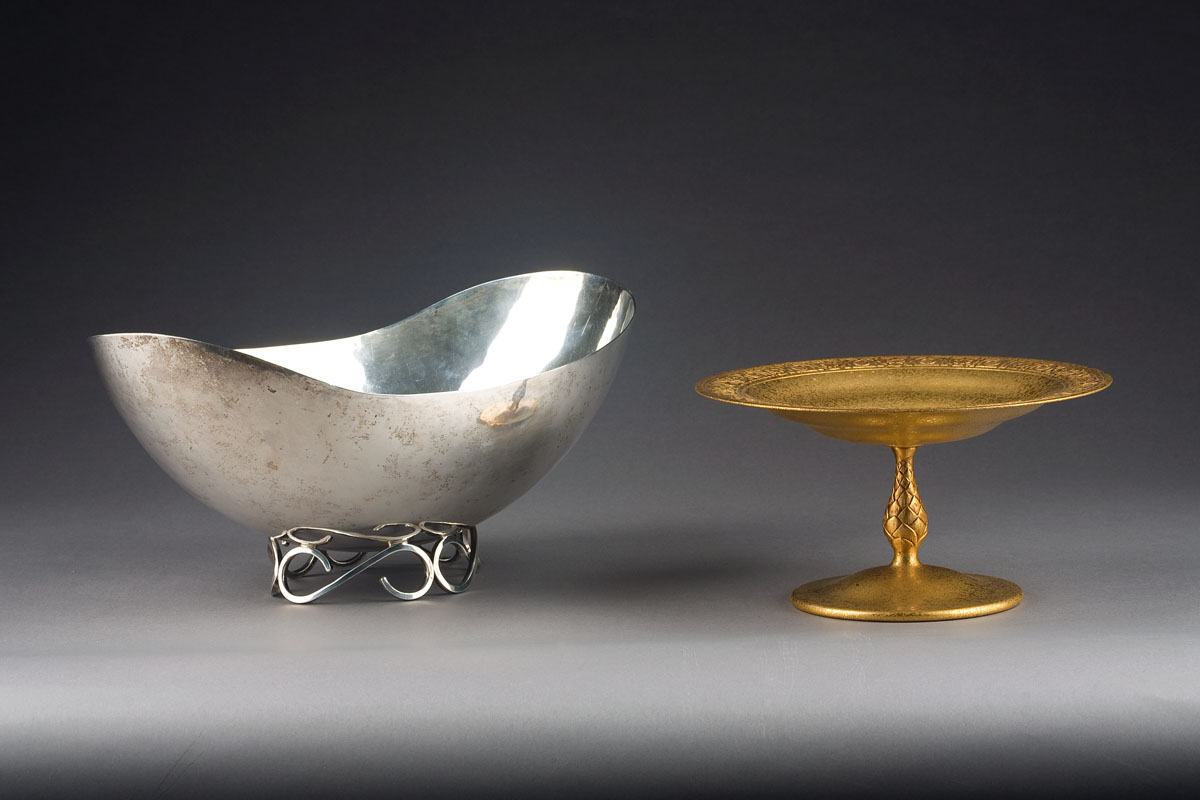 Appraisal: AMERICAN SILVER CENTER BOWL ALFREDO SCIARROTTA NEWPORT RHODE ISLAND CIRCA