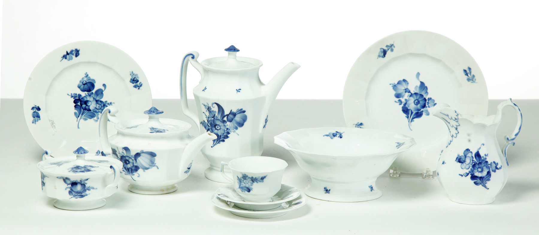 Appraisal: ASSEMBLED SET OF ROYAL COPENHAGEN BLUE FLOWER PATTERN CHINA Denmark