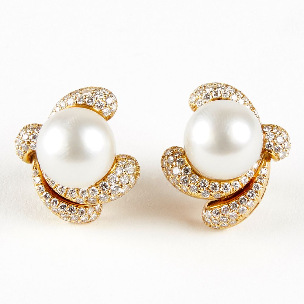 Appraisal: K Gold Diamond Pearl Clip Back Earrings One pair of