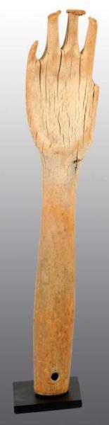 Appraisal: Figural Hand-Shaped Laundry Stick Description th century Original wear Great