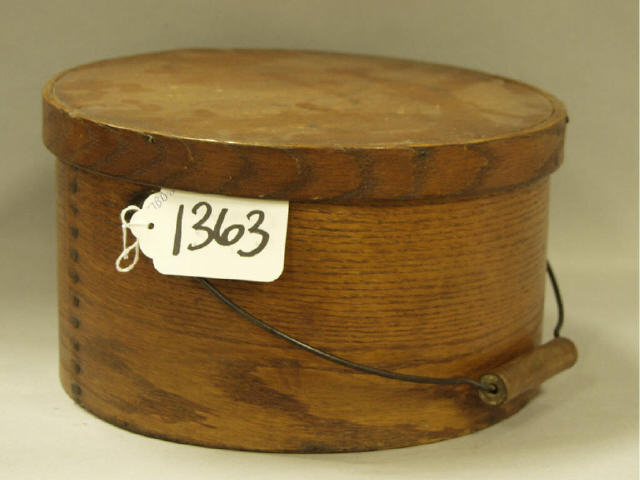 Appraisal: Antique Quaker style bentwood cheese box with original metal bail