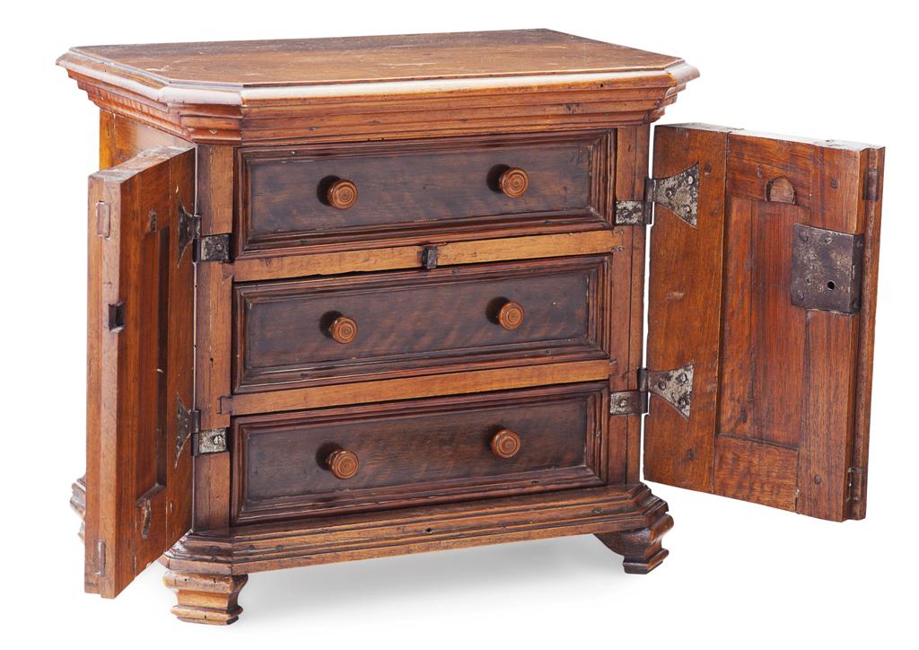 Appraisal: WILLIAM MARY WALNUT TABLE CABINET LATE TH CENTURY the moulded