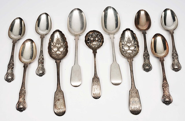 Appraisal: A SET OF SIX VICTORIAN DESSERT SPOONS marks for Sheffield