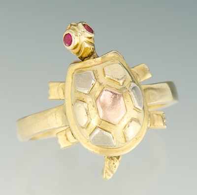 Appraisal: A Ladies' Gold Turtle Ring k yellow gold ring featuring