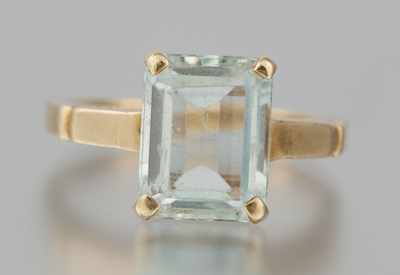 Appraisal: A Ladies' Vintage Aquamarine Ring k yellow gold ring with