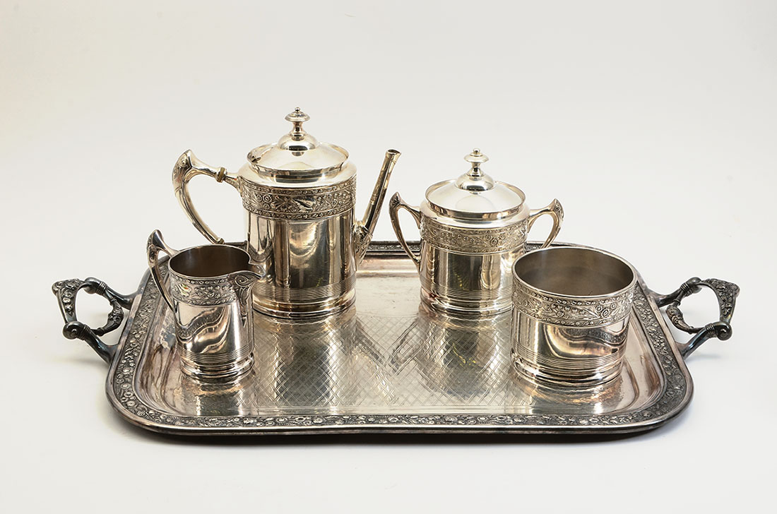 Appraisal: MIDDLETOWN SILVERPLATE COFFEE SERVICE piece tea service from Middletown Plate