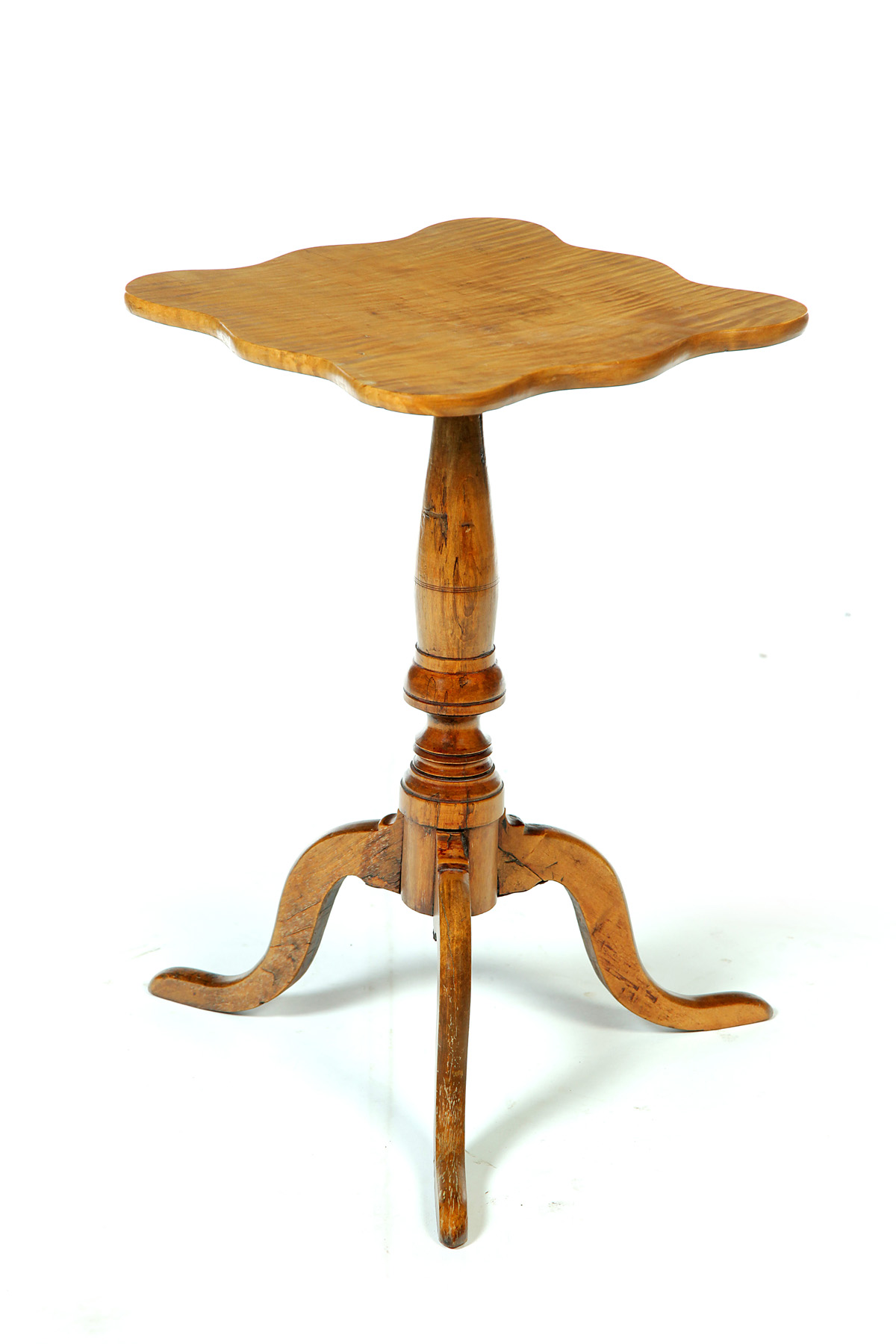 Appraisal: MASSACHUSETTS CHIPPENDALE CANDLESTAND Late th-early th century maple with curly