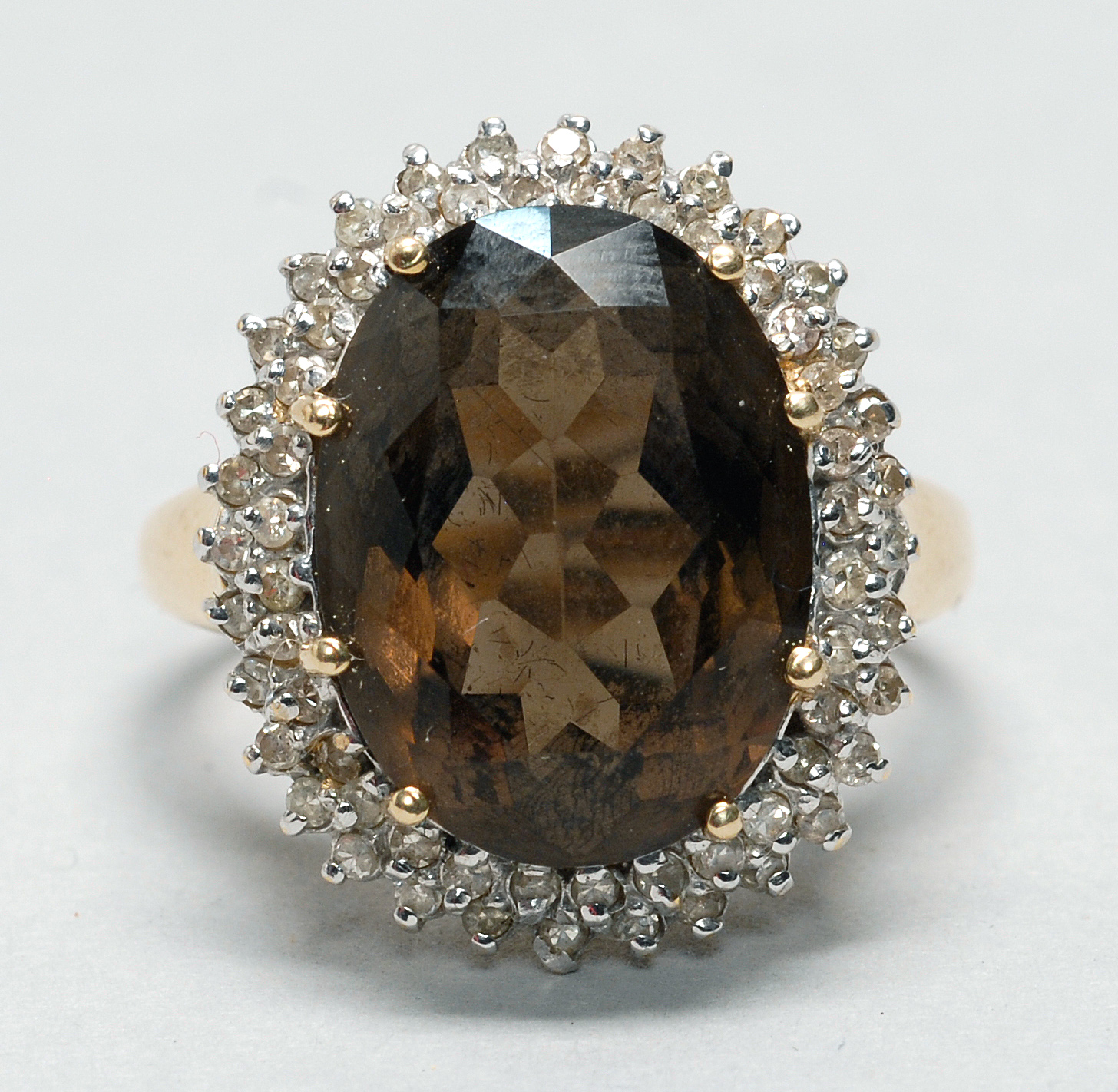 Appraisal: KT YELLOW GOLD DIAMOND AND SMOKY QUARTZ RING With faceted