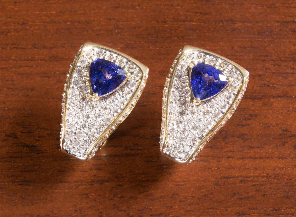 Appraisal: PAIR OF TANZANITE AND EIGHTEEN KARAT GOLD EARRINGS each French