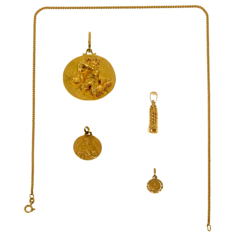 Appraisal: K YELLOW GOLD NECKLACE AND PENDANT ASSORTMENT items including a