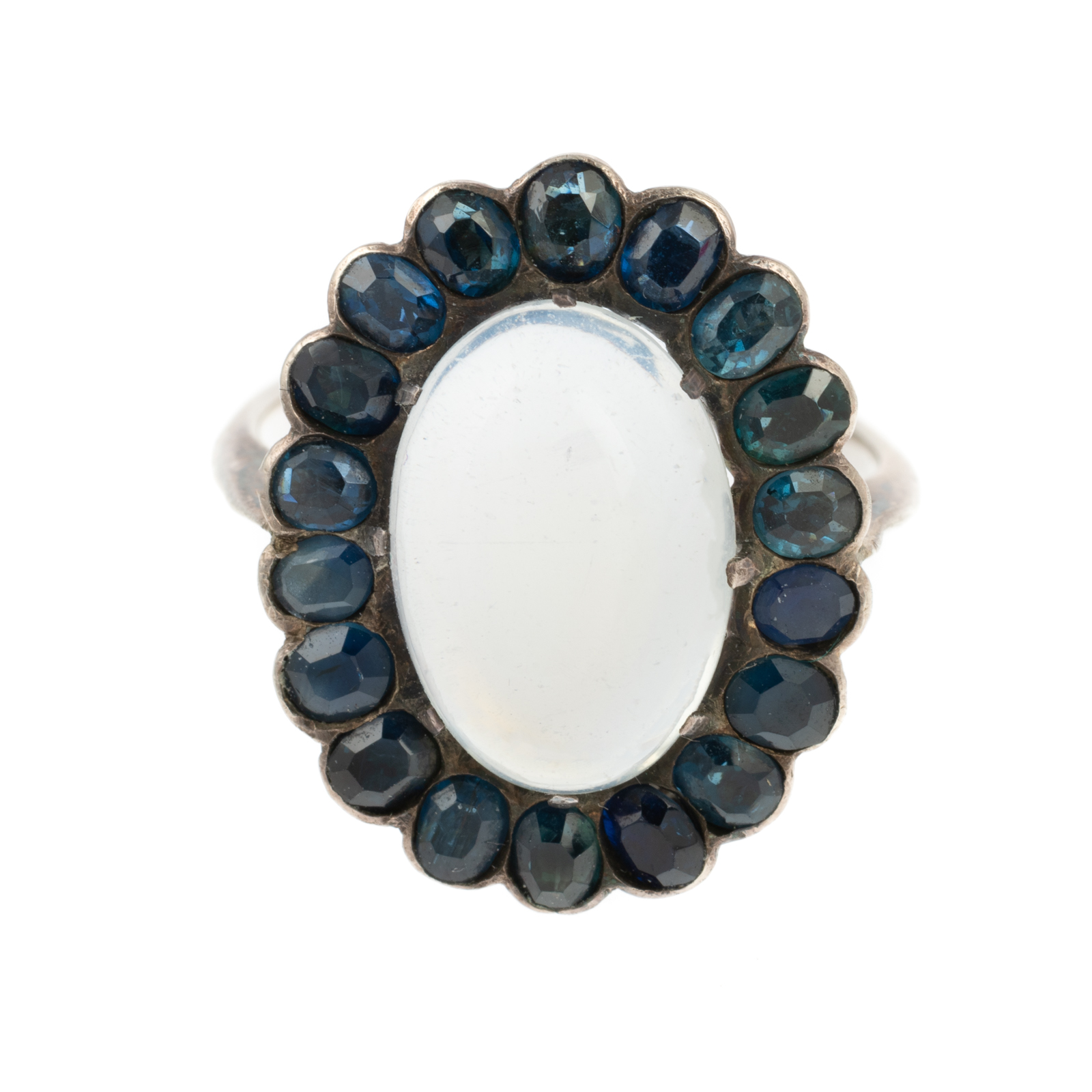 Appraisal: A VINTAGE MOONSTONE SAPPHIRE RING Silver ring featuring a cabochon