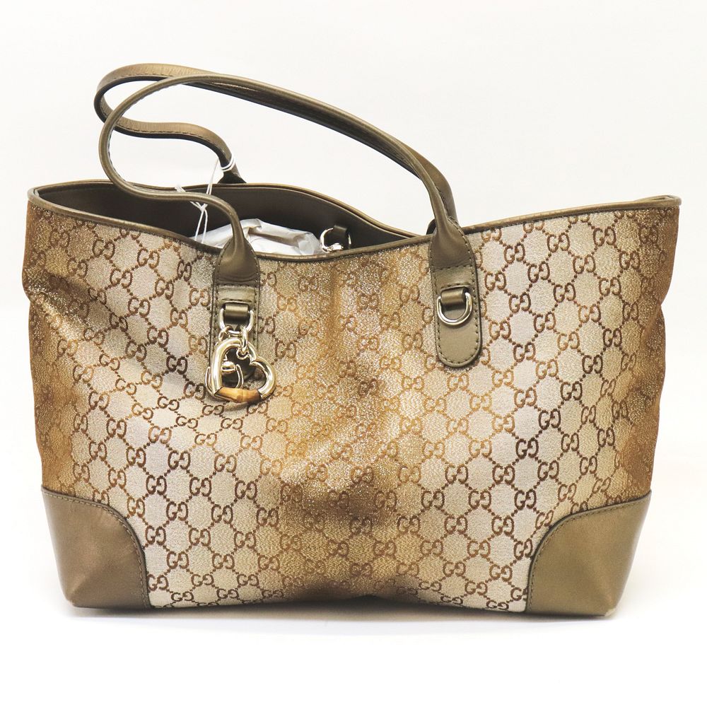 Appraisal: Gucci - Heartbit Tote Gucci Heartbit Tote in canvas GG