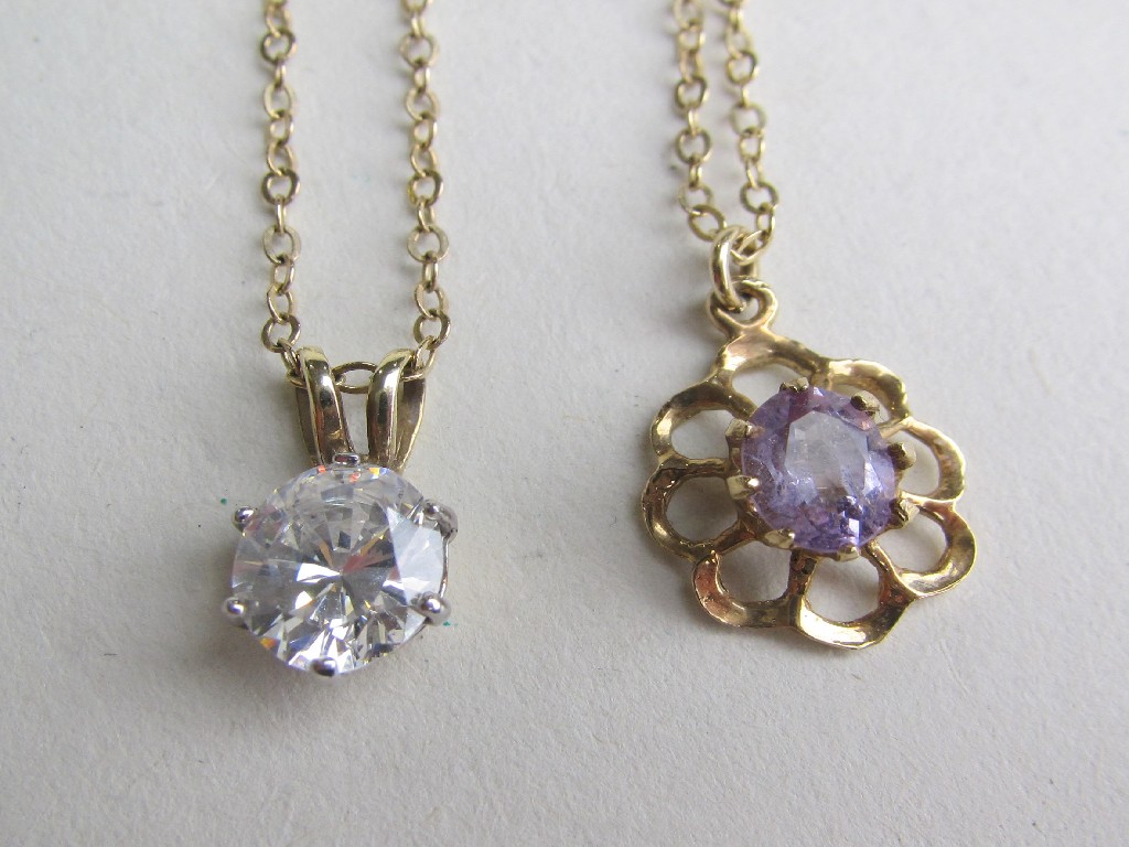 Appraisal: Lot comprising a ct gold amethyst set pendant and a