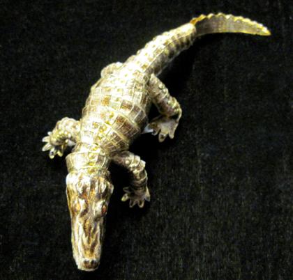 Appraisal: Gilt crocodile broochArticulated head body and tail