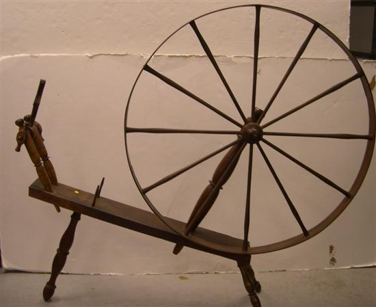 Appraisal: th c spinning wheel '' h x '' l