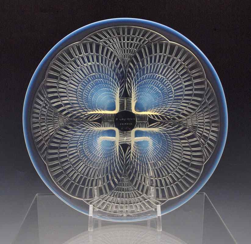 Appraisal: LALIQUE ''COQUILLE'' OPALESCENT GLASS PLATE Signed in block letters R