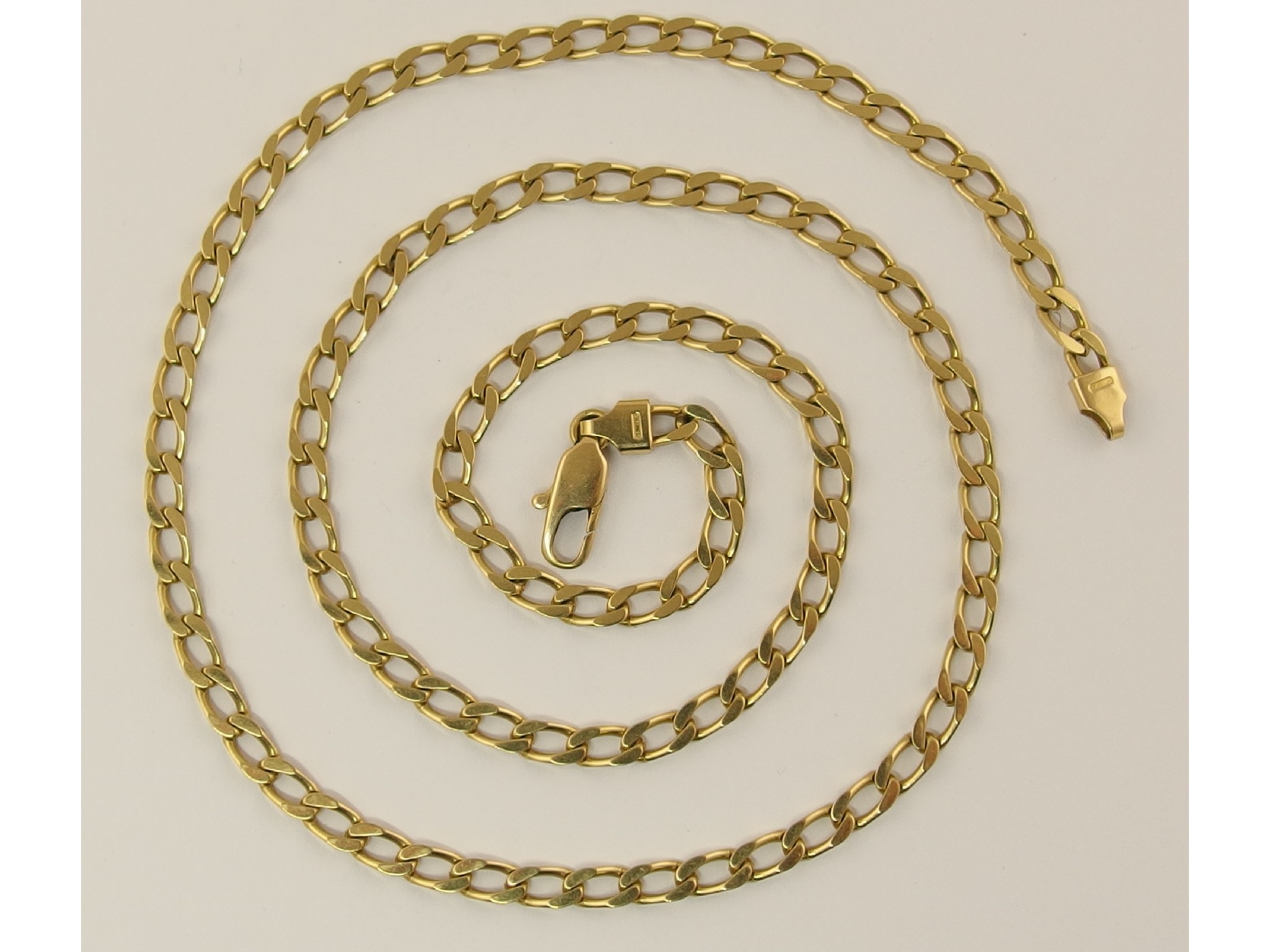 Appraisal: An ct yellow gold Italian made chainof twisted diamond cut