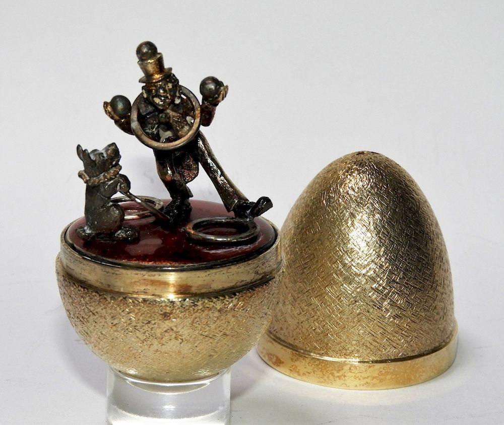 Appraisal: Stuart Devlin Gilt Sterling Silver Surprise Egg Stuart Devlin England