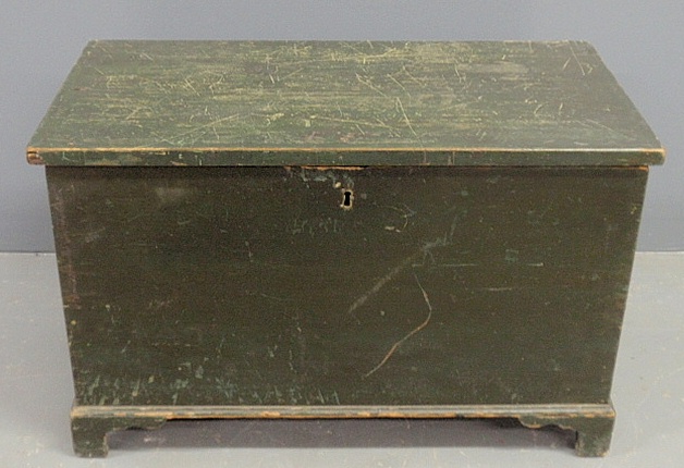 Appraisal: - Green painted Pennsylvania pine blanket storage chest th c